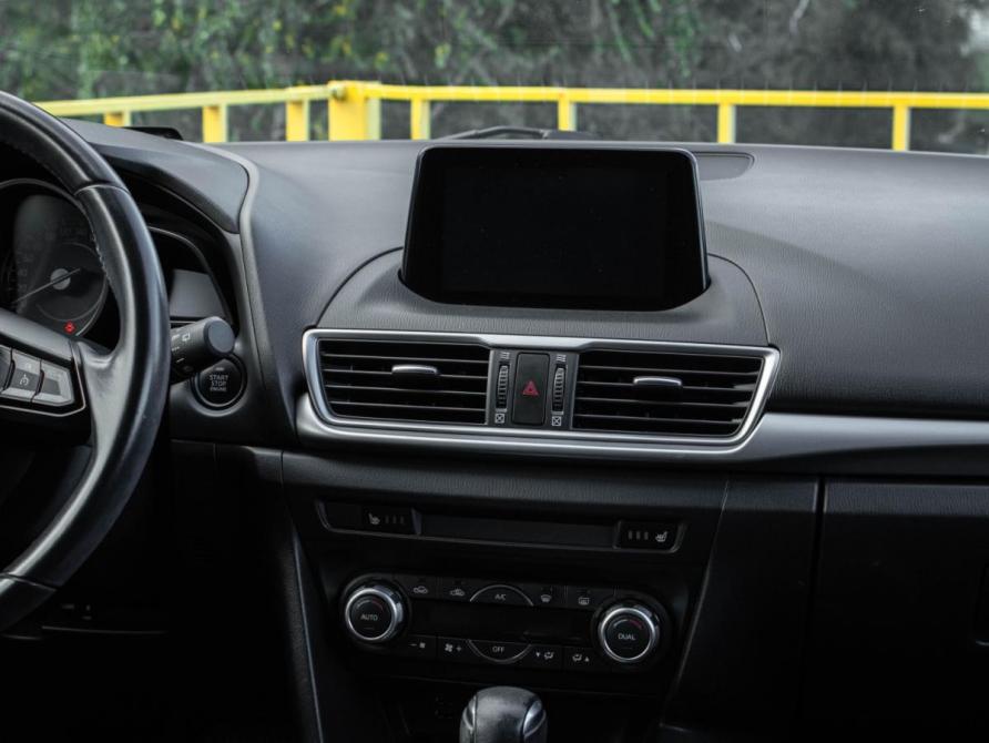 Mazda 3 III (BM) Рестайлинг Москва  - изображение 11