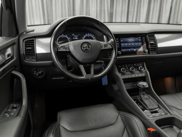 Skoda Kodiaq I с пробегом 2018 года, цена 2 390 000 рублей, 122489 км, внедорожник, Автокод Объявления