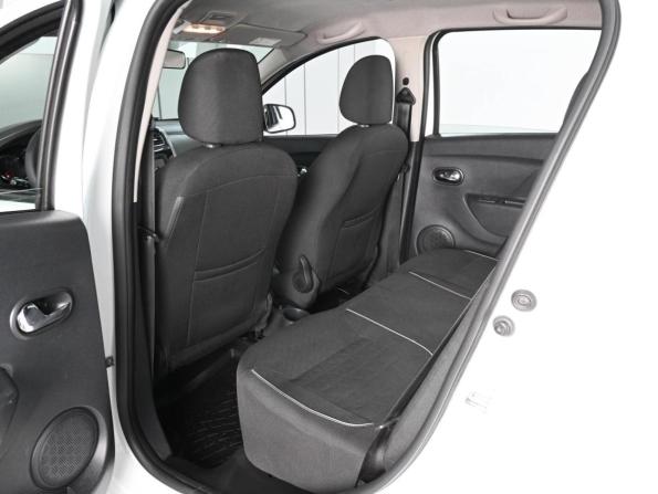 Renault Sandero II Рестайлинг с пробегом 2019 года, цена 1 215 000 рублей, 58272 км, хэтчбек, Автокод Объявления