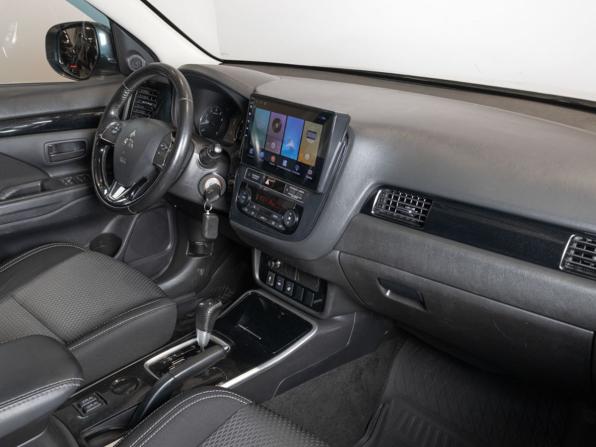 Mitsubishi Outlander III Рестайлинг 3 с пробегом 2019 года, цена 1 886 800 рублей, 129193 км, внедорожник, Автокод Объявления