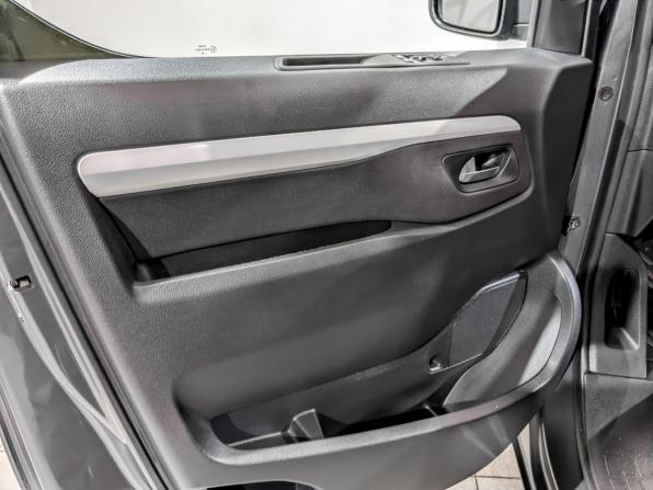 Peugeot Traveller I с пробегом 2020 года, цена 3 350 000 рублей, 51995 км, минивэн, Автокод Объявления