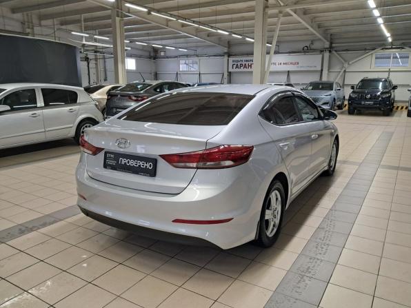 Hyundai Elantra VI (AD) с пробегом 2016 года, цена 1 095 000 рублей, 212227 км, седан, Автокод Объявления