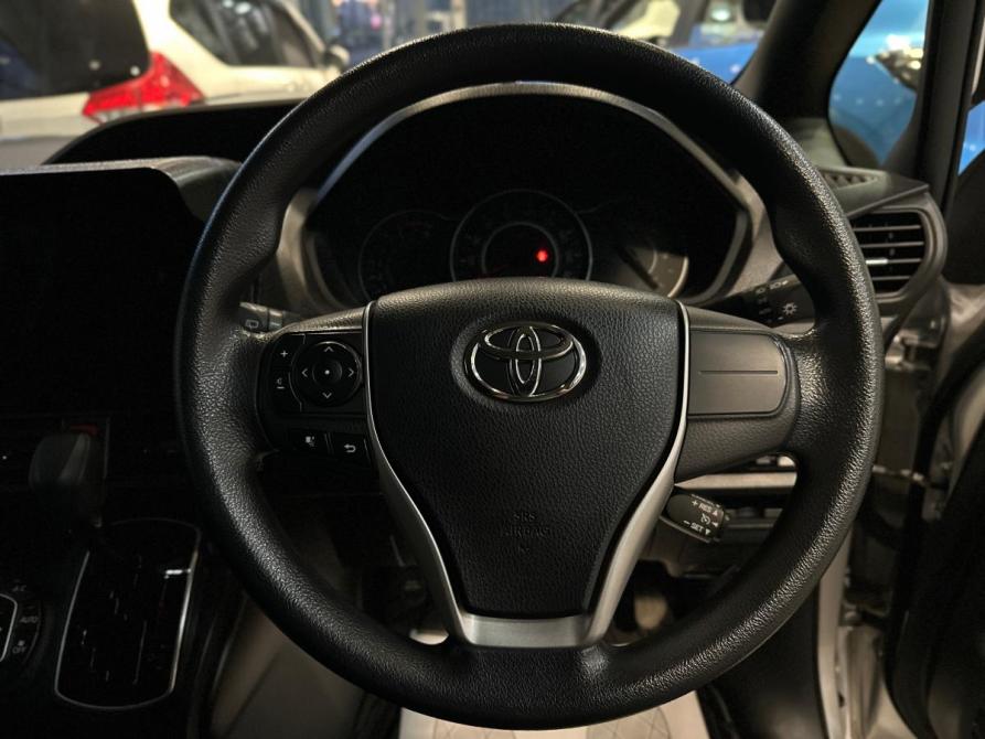 Toyota Noah III (R80) Санкт-Петербург  - изображение 17