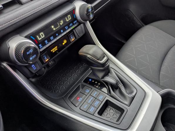 Toyota RAV4 V (XA50) с пробегом 2020 года, цена 3 350 000 рублей, 90485 км, внедорожник, Автокод Объявления