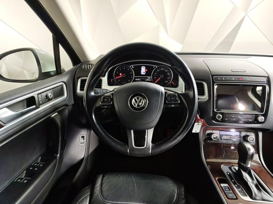 Volkswagen Touareg II Рестайлинг Москва  - изображение 19