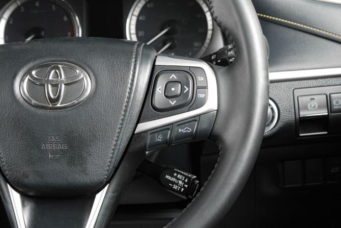 Toyota Harrier III (XU60) Рестайлинг с пробегом 2017 года, цена 2 199 000 рублей, 137400 км, внедорожник, Автокод Объявления