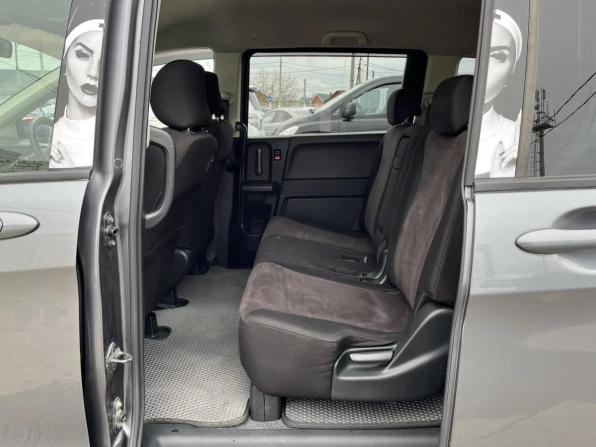 Honda Freed I с пробегом 2010 года, цена 888 000 рублей, 270235 км, компактвэн, Автокод Объявления