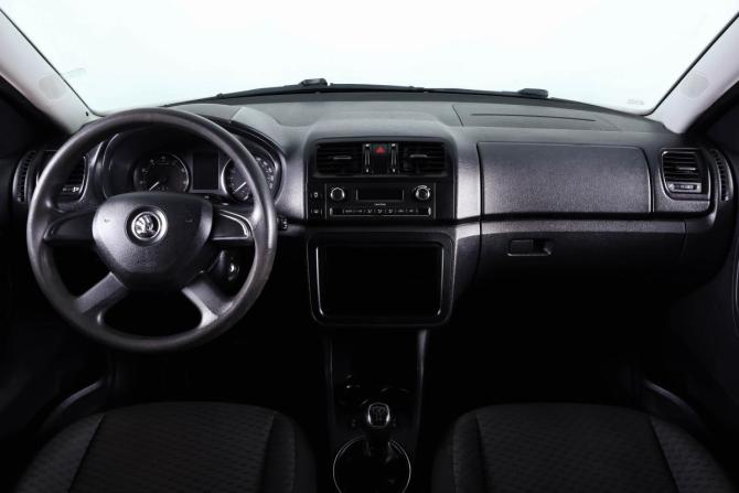 Skoda Roomster I Рестайлинг с пробегом 2013 года, цена 799 000 рублей, 58000 км, компактвэн, Автокод Объявления