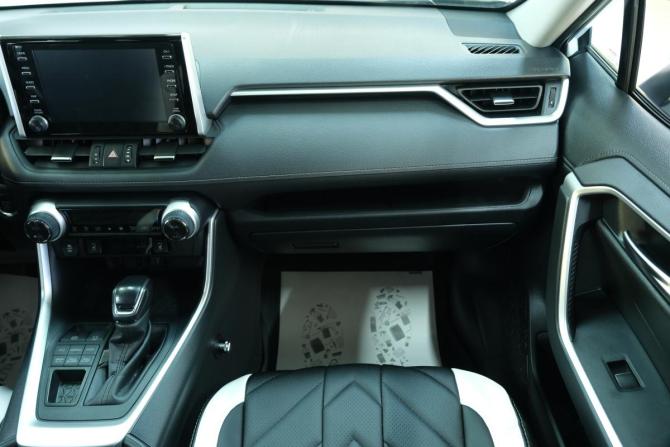 Toyota RAV4 V (XA50) с пробегом 2021 года, цена 3 799 000 рублей, 92200 км, внедорожник, Автокод Объявления