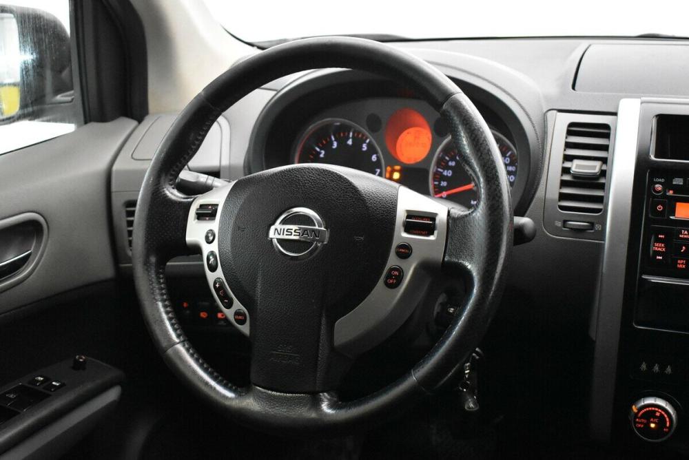 Nissan X-Trail II Москва  - изображение 11