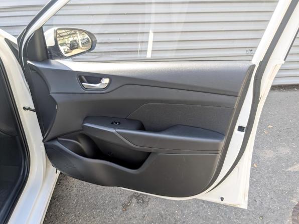 Hyundai Solaris II Рестайлинг с пробегом 2022 года, цена 1 635 000 рублей, 87845 км, седан, Автокод Объявления