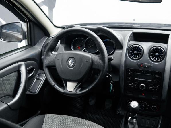 Renault Duster I Рестайлинг с пробегом 2017 года, цена 1 329 000 рублей, 138487 км, внедорожник, Автокод Объявления