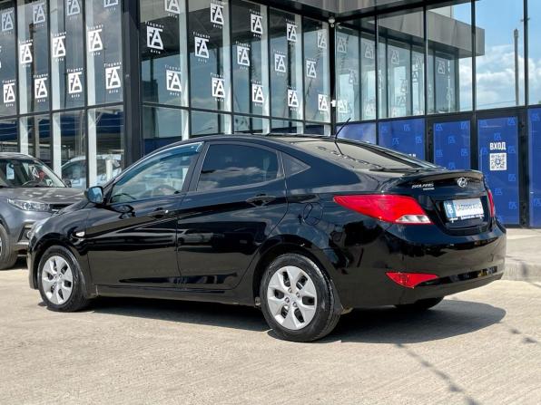 Hyundai Solaris I Рестайлинг с пробегом 2016 года, цена 860 000 рублей, 176293 км, седан, Автокод Объявления