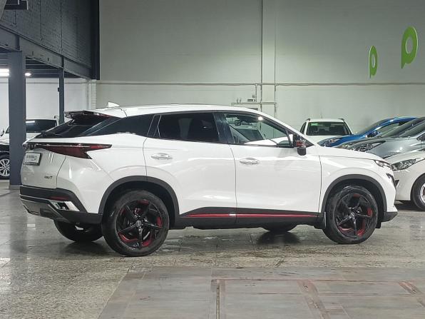 Omoda C5 I с пробегом 2023 года, цена 1 350 000 рублей, 69103 км, внедорожник, Автокод Объявления