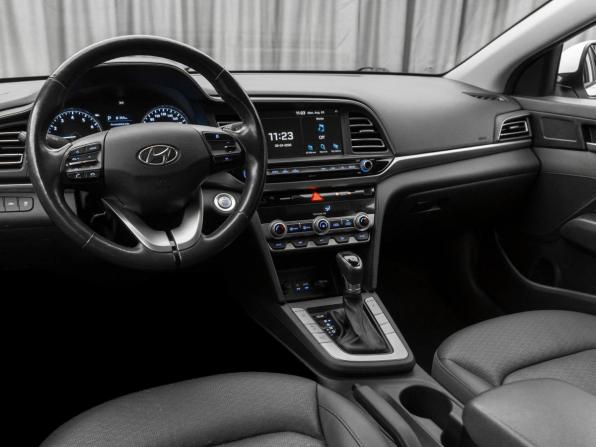 Hyundai Avante VI Рестайлинг с пробегом 2019 года, цена 1 830 000 рублей, 79477 км, седан, Автокод Объявления