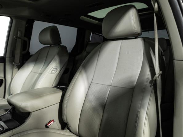 Kia Carnival III с пробегом 2018 года, цена 2 690 000 рублей, 115800 км, минивэн, Автокод Объявления