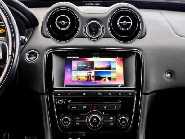 Jaguar XJ IV (X351) Рестайлинг с пробегом 2016 года, цена 3 390 000 рублей, 40122 км, седан, Автокод Объявления