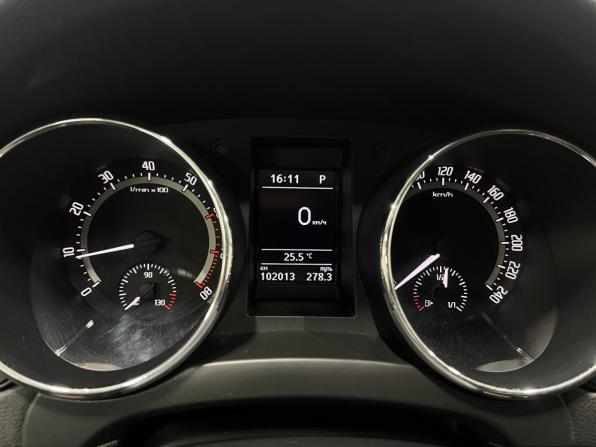 Skoda Yeti I Рестайлинг с пробегом 2017 года, цена 1 690 000 рублей, 101000 км, внедорожник, Автокод Объявления