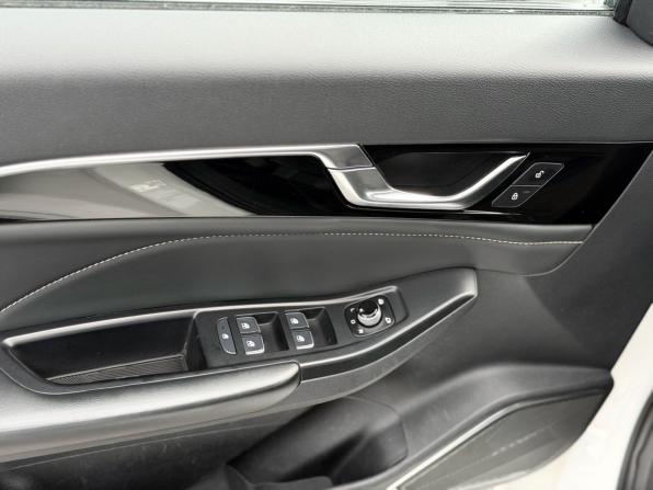 FAW Bestune B70 I с пробегом 2023 года, цена 1 390 000 рублей, 35000 км, лифтбек, Автокод Объявления