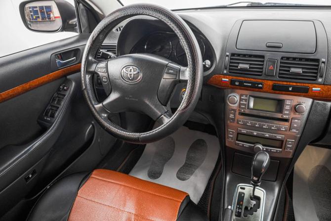 Toyota Avensis II Рестайлинг с пробегом 2008 года, цена 999 000 рублей, 280400 км, седан, Автокод Объявления