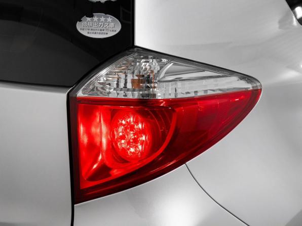 Toyota Ractis II с пробегом 2012 года, цена 975 000 рублей, 120078 км, хэтчбек, Автокод Объявления