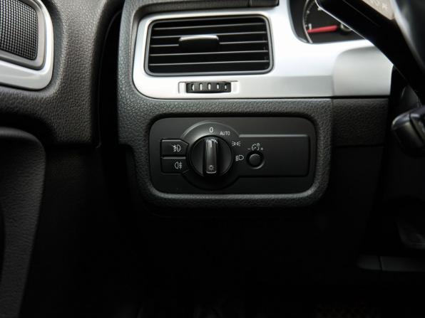 Volkswagen Touareg II с пробегом 2011 года, цена 1 793 750 рублей, 303670 км, внедорожник, Автокод Объявления
