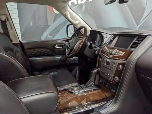 Infiniti QX80 I Рестайлинг 2 с пробегом 2018 года, цена 4 950 000 рублей, 134000 км, внедорожник, Автокод Объявления