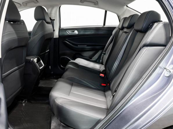 Omoda S5 с пробегом 2023 года, цена 1 650 000 рублей, 8607 км, седан, Автокод Объявления