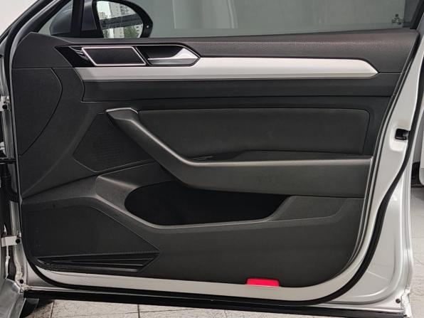 Volkswagen Passat B8 с пробегом 2015 года, цена 1 800 000 рублей, 134010 км, седан, Автокод Объявления