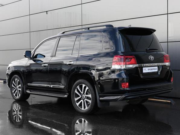 Toyota Land Cruiser 200 Series Рестайлинг 2 с пробегом 2018 года, цена 6 899 000 рублей, 147829 км, внедорожник, Автокод Объявления