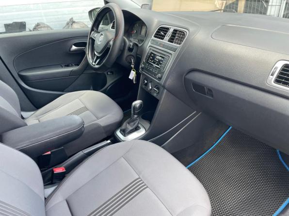 Volkswagen Polo V Рестайлинг с пробегом 2016 года, цена 830 000 рублей, 210300 км, седан, Автокод Объявления