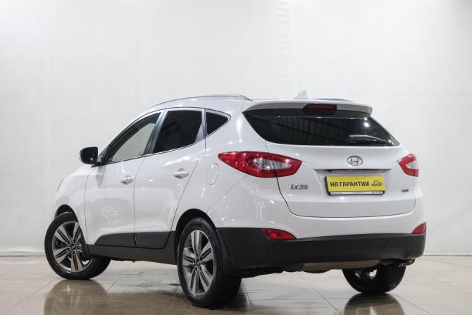 Hyundai ix35 I Рестайлинг с пробегом 2013 года, цена 1 709 000 рублей, 130000 км, внедорожник, Автокод Объявления
