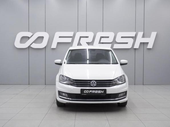 Volkswagen Polo V Рестайлинг с пробегом 2016 года, цена 1 030 000 рублей, 139806 км, седан, Автокод Объявления