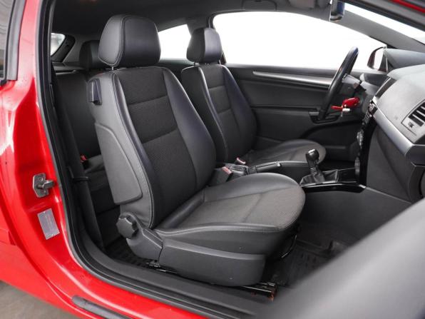 Opel Astra H Рестайлинг с пробегом 2010 года, цена 650 000 рублей, 193688 км, хэтчбек, Автокод Объявления