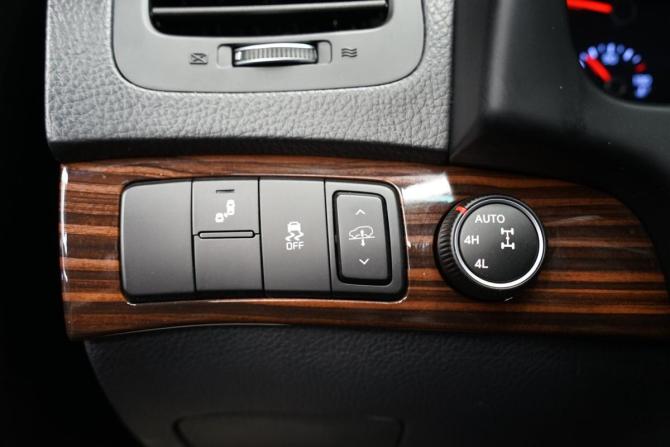 Kia Mohave I Рестайлинг с пробегом 2019 года, цена 3 590 000 рублей, 179711 км, внедорожник, Автокод Объявления