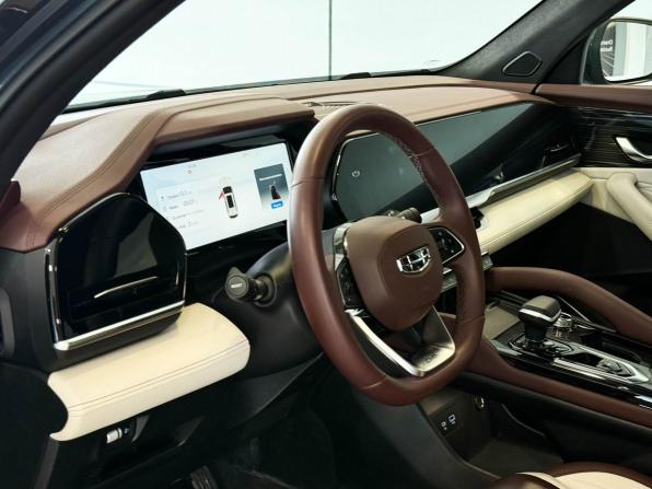 Geely Monjaro I с пробегом 2022 года, цена 3 165 000 рублей, 57261 км, внедорожник, Автокод Объявления