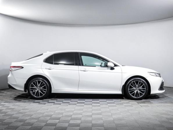 Toyota Camry VIII (XV70) Рестайлинг с пробегом 2021 года, цена 3 399 000 рублей, 57708 км, седан, Автокод Объявления