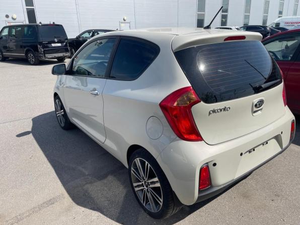 Kia Picanto II Рестайлинг с пробегом 2015 года, цена 999 000 рублей, 101908 км, хэтчбек, Автокод Объявления