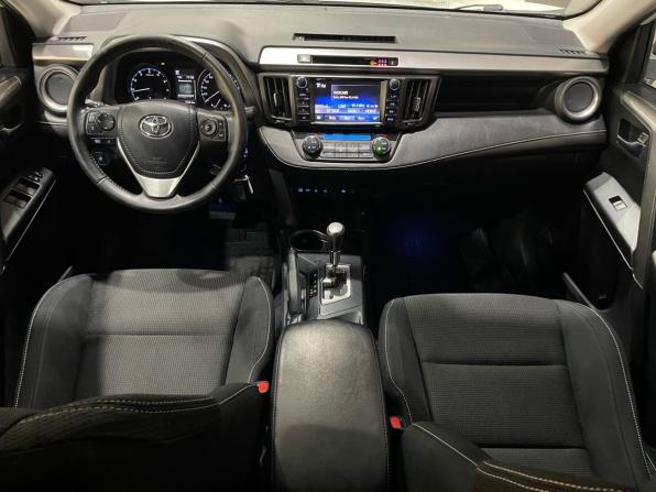 Toyota RAV4 IV (XA40) Рестайлинг с пробегом 2017 года, цена 2 240 000 рублей, 139600 км, внедорожник, Автокод Объявления