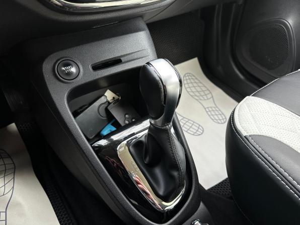 Renault Kaptur I с пробегом 2020 года, цена 1 345 000 рублей, 135215 км, внедорожник, Автокод Объявления