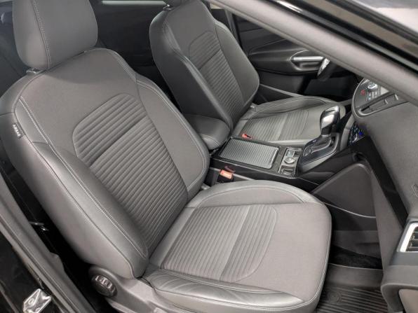 Ford Kuga II Рестайлинг с пробегом 2019 года, цена 1 999 000 рублей, 89130 км, внедорожник, Автокод Объявления