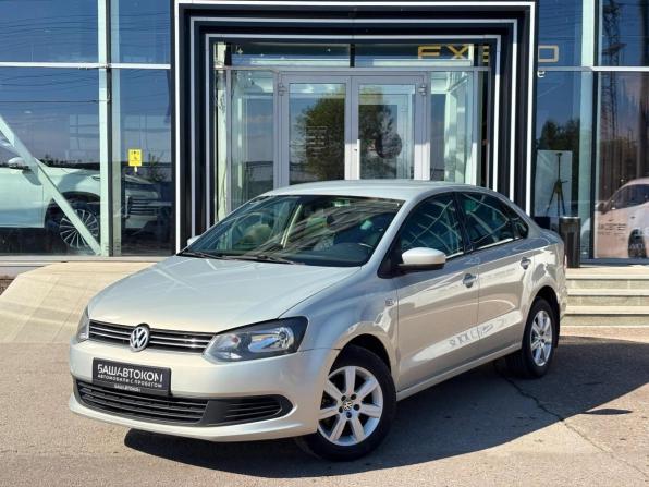 Volkswagen Polo V с пробегом 2011 года, цена 570 000 рублей, 235856 км, седан, Автокод Объявления