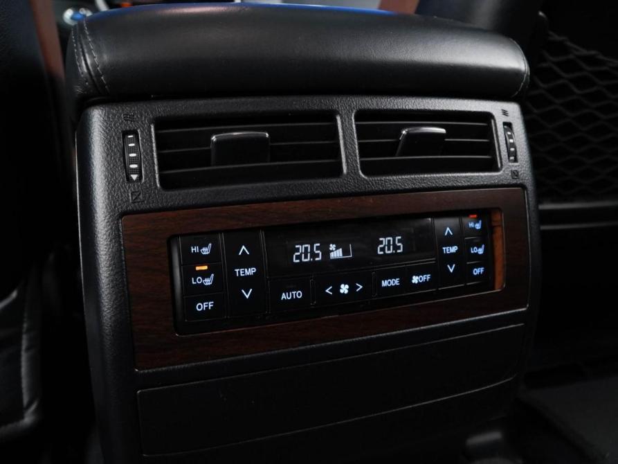 Toyota Land Cruiser 200 Series Рестайлинг 2 Москва  - изображение 16