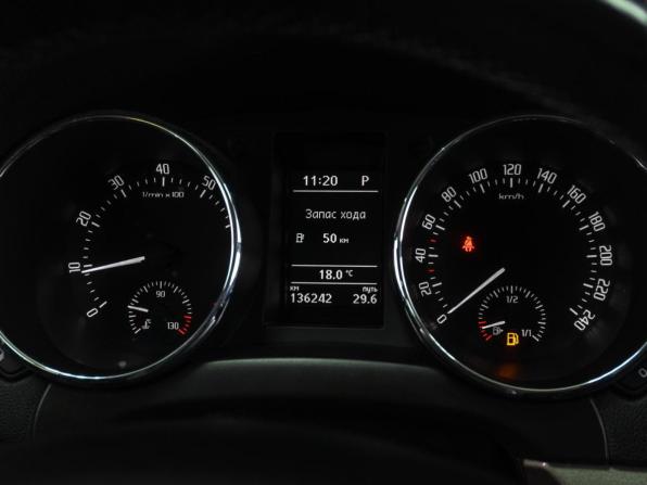 Skoda Yeti I Рестайлинг с пробегом 2015 года, цена 1 595 000 рублей, 136242 км, внедорожник, Автокод Объявления