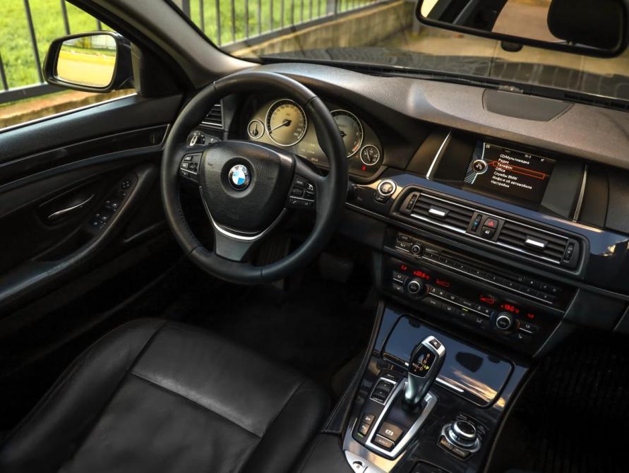 BMW 5 серии VI (F10/F11/F07) Рестайлинг Санкт-Петербург  - изображение 10