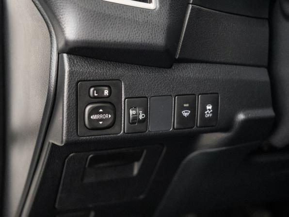 Toyota Corolla XI (E160 E170 E180) с пробегом 2013 года, цена 1 260 500 рублей, 166876 км, седан, Автокод Объявления