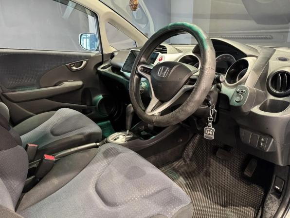 Honda Fit II с пробегом 2009 года, цена 687 000 рублей, 108000 км, хэтчбек, Автокод Объявления