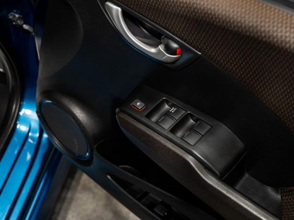 Honda Fit Shuttle I с пробегом 2012 года, цена 1 010 000 рублей, 126000 км, универсал, Автокод Объявления
