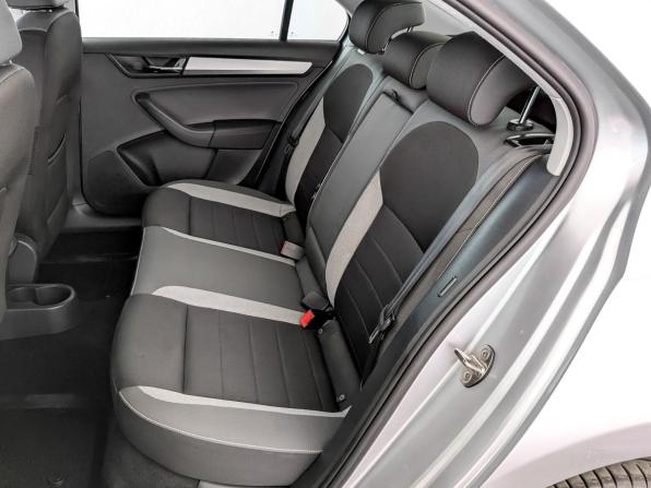 Skoda Rapid I Рестайлинг с пробегом 2019 года, цена 1 130 000 рублей, 172020 км, лифтбек, Автокод Объявления