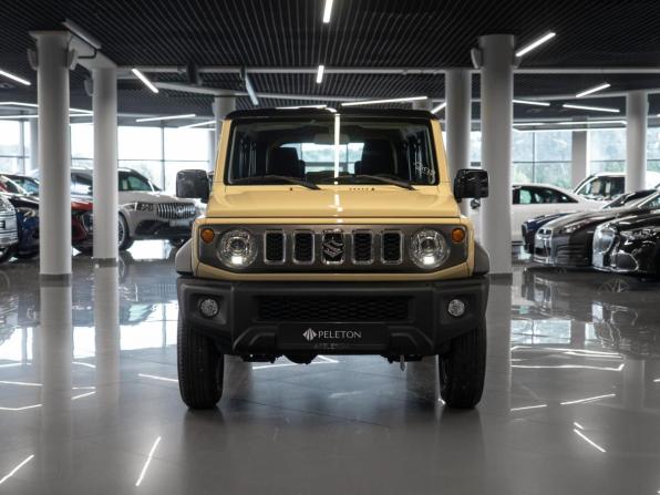 Suzuki Jimny IV с пробегом 2025 года, цена 4 200 000 рублей, 31 км, внедорожник, Автокод Объявления
